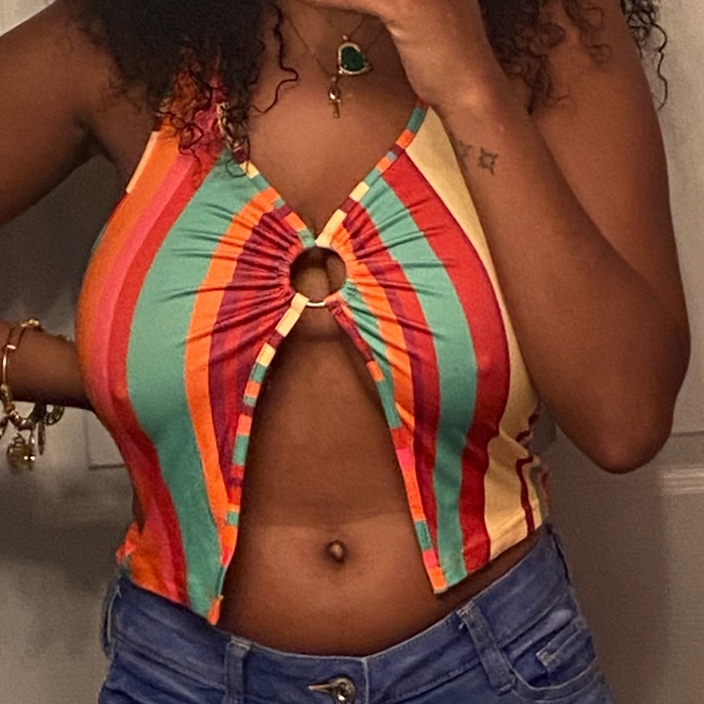 SHEIN Multicolor Striped Halter Crop Top with Ring